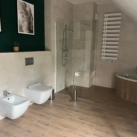 Osada Limajno Dom Zurawia