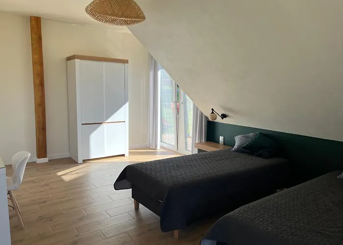 Osada Limajno Dom Zurawia * Cerkiewnik