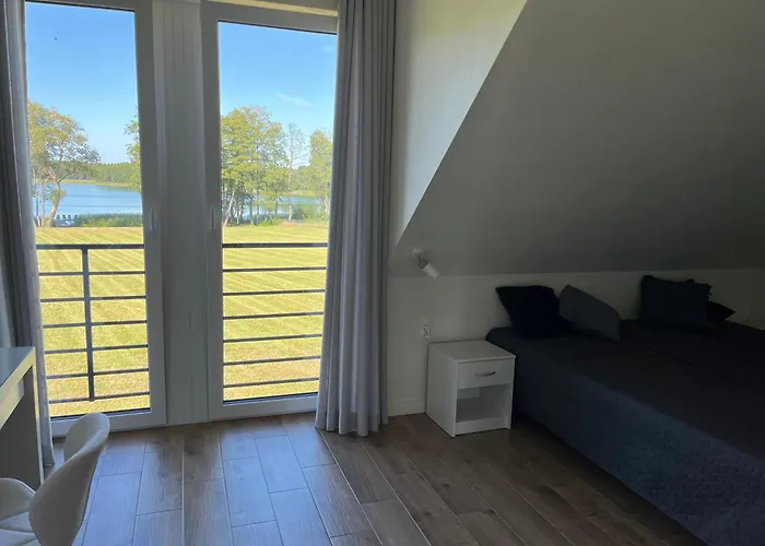 Osada Limajno Dom Zurawia Villa