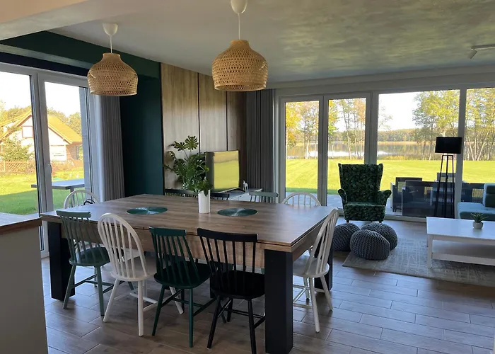 Osada Limajno Dom Zurawia *